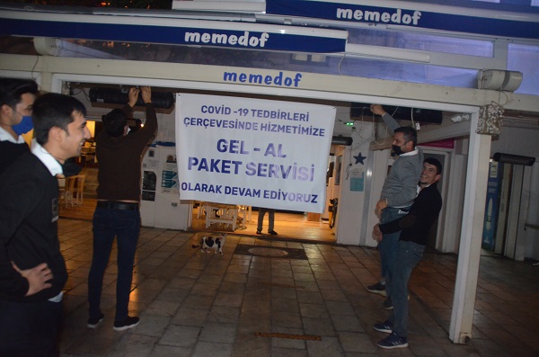 Son Müşteri̇leri̇ni̇ Ağirladilar Paket Servi̇se Geçti̇ler 2 DSC 1265 1
