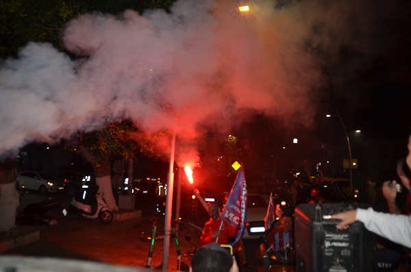 Bodrum'da Trabzonspor Şampi̇yonluğu Görsel Şölen Oluşturdu 9 DSC 3430