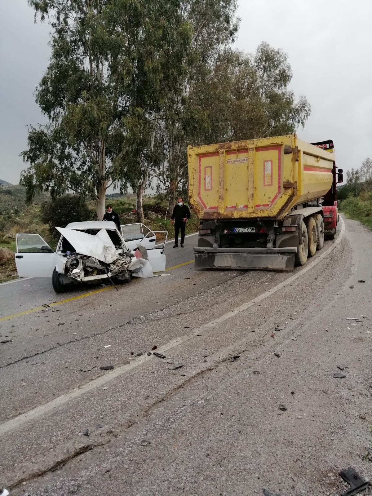 Bodrum Da Çekici Ile Otomobilin Çarpıştığı Kazada 1 I Ağır 4 Kişi Yaralandı 3 IMG 20201208 WA0025