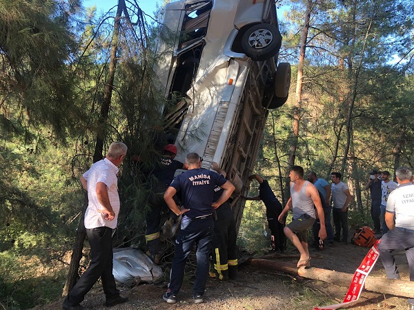 Türbe Ziyaretinden Dönen Kafile Kaza Yaptı: 8 Ölü, 11 Yaralı 5 080820212001577253575