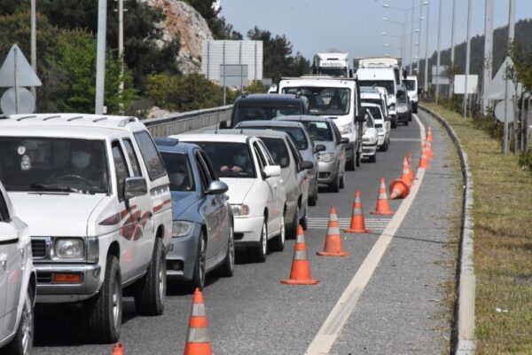 Muğla'da Araç Sayısı 552 Bin 004’ 4 0x0 mugla girisinde trafik yogunlugu 1588779347892 e1637655466521