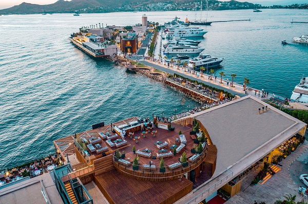 Novikov Helipad Lounge Yalıkavak Marina’da Açıyor! 1 1627310182 NovikovHelipadLounge 1
