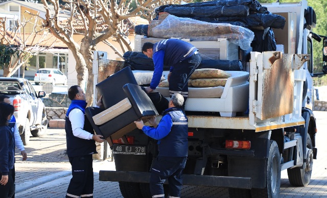 Yağmur Mağdurlarının İhtiyaçları Karşılanıyor 9 170120221127191348726 2