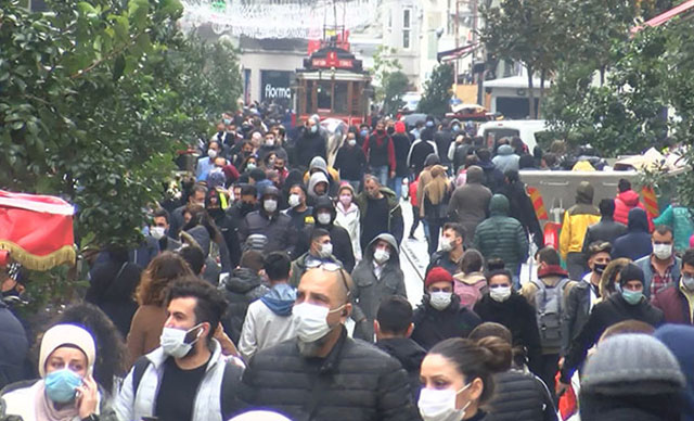 Bilim Kurulu Üyesi Tezer: Büyükşehirlerde Düşüş, Anadolu'da Artış Var 4 171220201104575657390