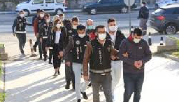 Kırımızı Reçete Operasyonunda 9 Kişi Adli Kontrol Ile Serbest 17 20201121 000016