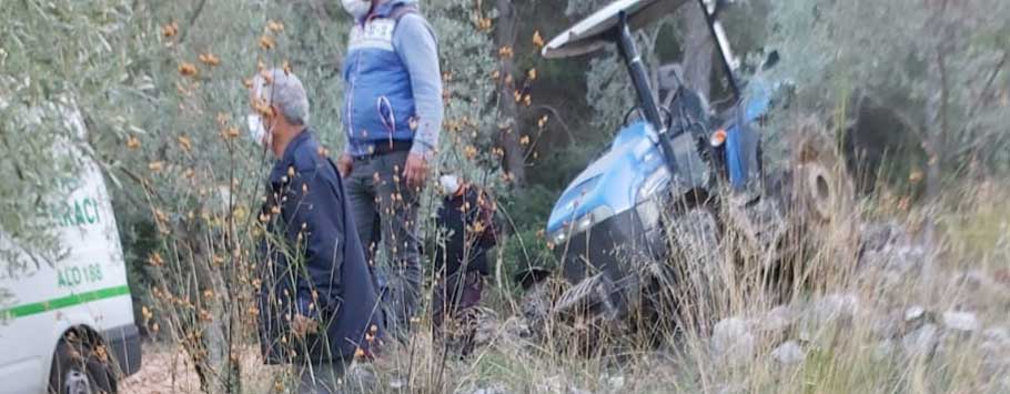 Traktör Devrildi: 1 Ölü, 1 Yaralı 7 20201122 kaza manset b5e21