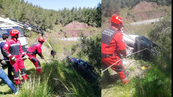 Muğla'da Uçurumun Kenarında Askıda Kalan Otomobildeki Sürücüyü Itfaiye Kurtardı 13 20210411 230741