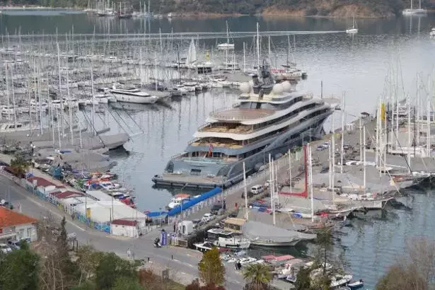 Jeff Bezos'un ultra lüks yatı 'Flying Fox' Fethiye'de 6 65ca2975eb10bb058477cd59