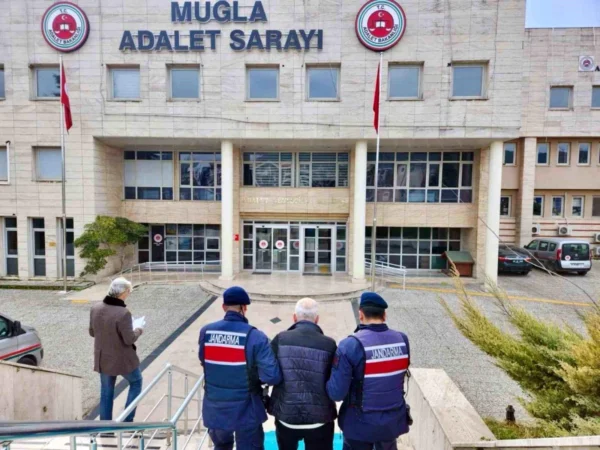 Dolandırıcılık suçundan aranan şüpheli yakalandı 15 dolandiricilik sucunda hapis cezasi bulunan 16887711 amp e1708936869674