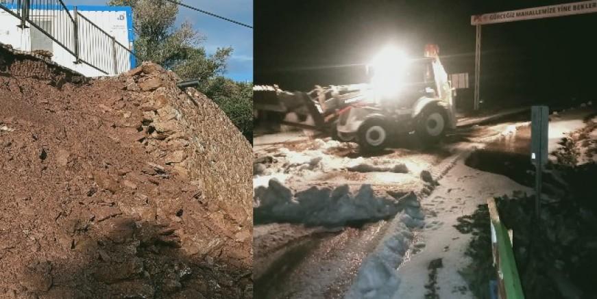 Dolu yağışı etkili oldu 4 dolu ve saganak yagis yollari kapadi istinad duvarlari yikildi