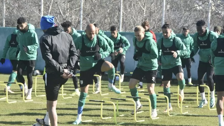 Ümraniyespor’a konuk olacak 7