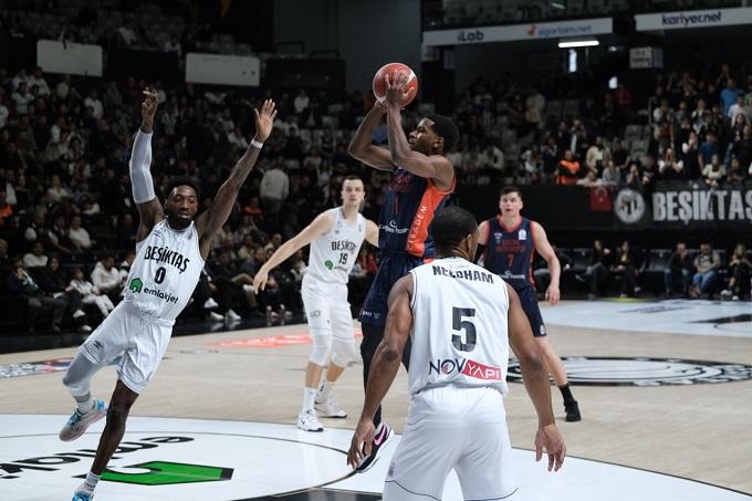 Çağdaş Bodrum Spor Beşiktaş Emlakjet 96-90 mağlup 19 Buyuk DSCF3588
