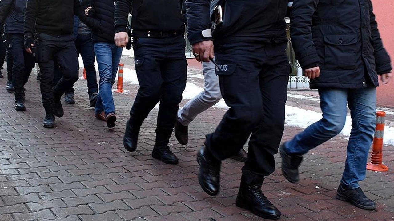 Muğla 'da uyuşturucu operasyonu sürüyor 11 polis operasyon 2