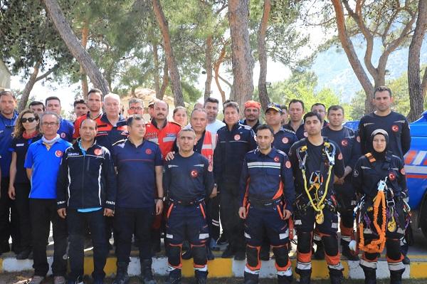 Aras Koordinesinde Ekipler Teleferik Kazasında Görev Aldı 2 haber foto 1