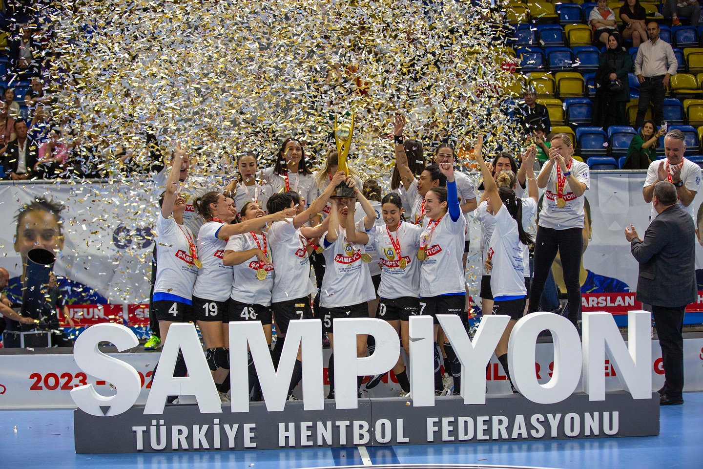 Armada Praxis Yalıkavak Şampiyon Oldu 3 444976145 18116703217372007 5527874577329968649 n