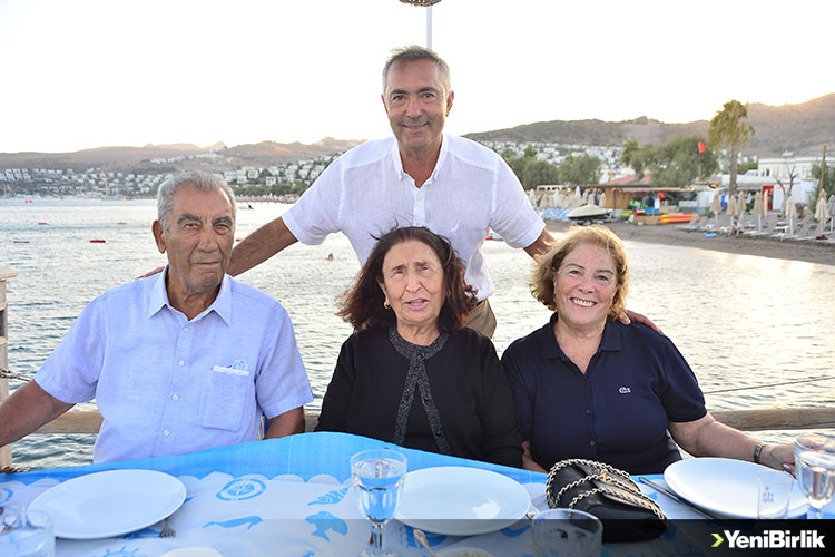 İbrahim Polat, Son Yolculuğuna Uğurlandı 2 IMG 3598D0 F3A52B 7CB696 E8DFAD 8F97EB F492CE