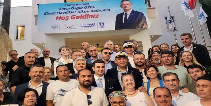 Didim-Bodrum seferleri Özel'in katılımıyla başladı 2 bodrum da ozgur ozel izdihami bodrum dan iktidara iktidara sesleri yukseldi