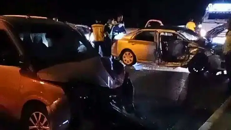 Dörttepe Kavşağında, 2 Otomobil Çarpıştı: 5 Kişi Yaralandı... 1 milas bodrum karayolu dorttepe 1727563638 8ujI4p