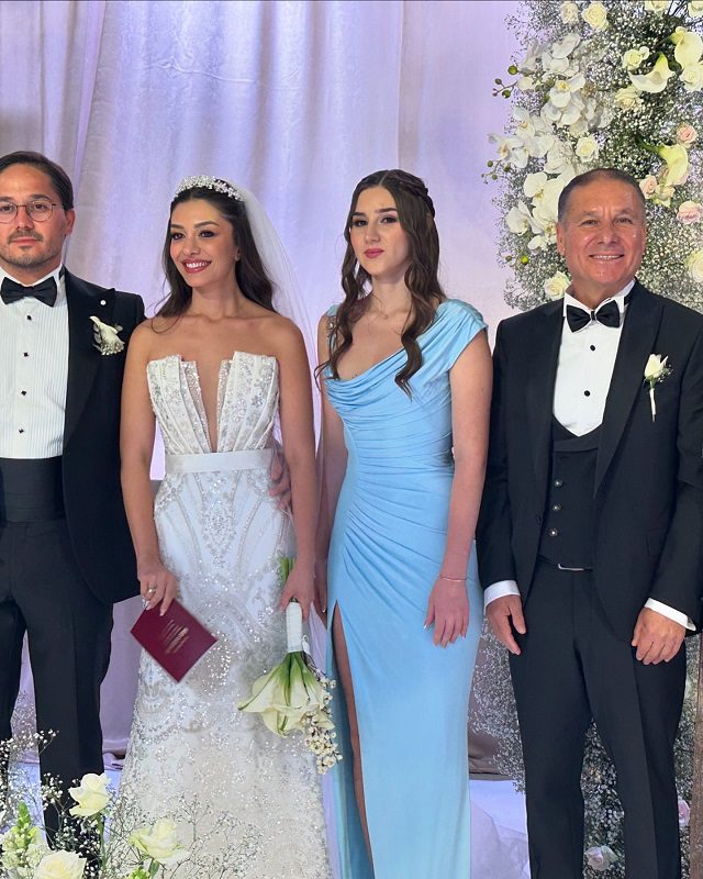 Emre Ceyhan Pınar Aydınlıoğlu çiftine muhteşem düğün 3 463946539 17942598536880535 5986942337644984082 n 1