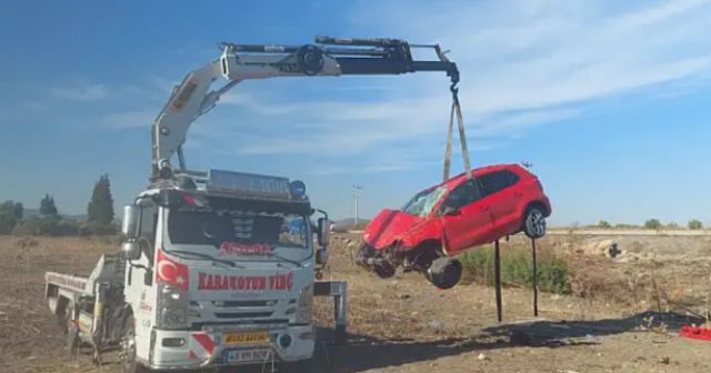 Tarlaya uçan otomobilde 2 yaralı 9 images 18