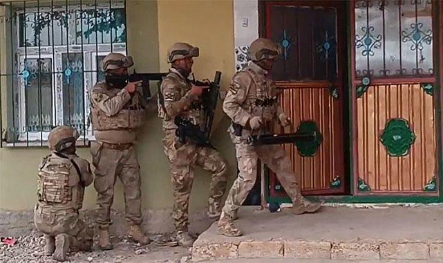 PKK/KCK'ya yönelik 19 ilde operasyonlarında 40 şüpheli yakalandı 3 19 ilde gurz operasyonu 40 supheli yakalandi 4660