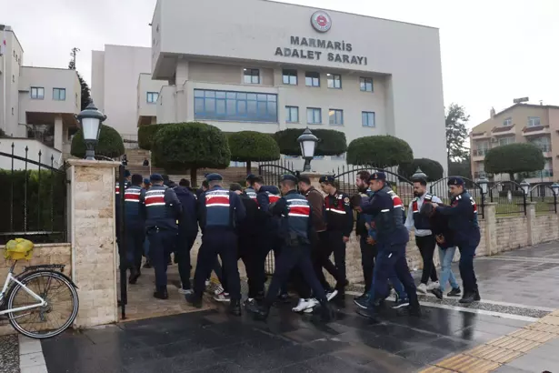 Göçmen kaçakçılığı operasyonunda 7 tutuklama 20 676a7bfc2d2d44a062000111
