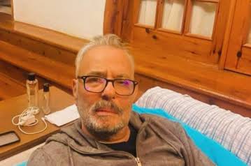 Ferdi Tayfur, Marmaris'te hastaneye kaldırıldı 7 images 1 7