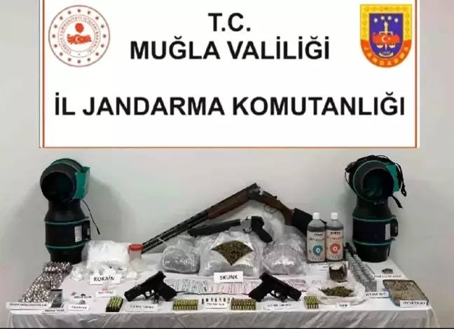 Muğla'da Uyuşturucu ve Silah Operasyonu 4 uyusturucu operasyonunda 2 tutuklama 18196691 amp