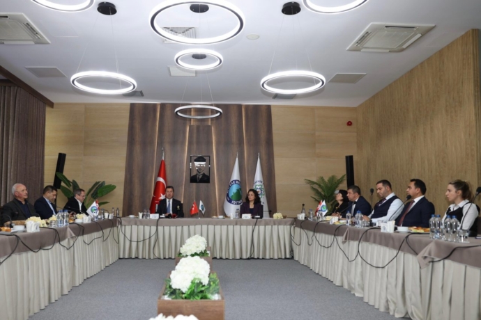 Kıyı Ege Belediyeler Birliği Muğla’da Toplandı: 1 Kiyi Ege Belediyeler Birligi Muglada Toplandi 2 scaled e1737627561585