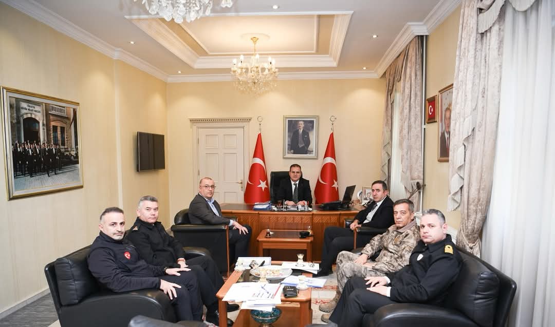 Afet Güvenlik Koordinasyon Toplantısı Vali Akbıyık Başkanlığında yapıldı 7 FB IMG 1738951137541