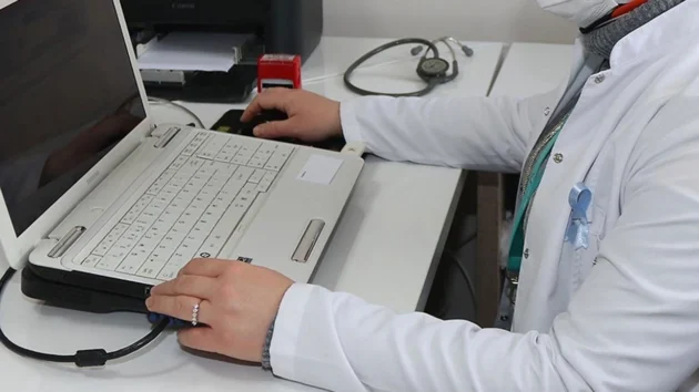 saglik bakanligi duyurdu aile hekimleri icin yeni donem basladi bsrw e1738835069290