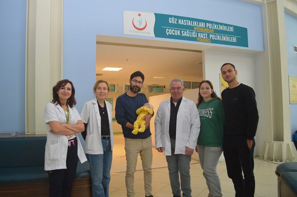 Bağırsakları Dışarıda Doğan Sınakçı Bebek Sağlığına Kavuştu. 13 480940381 954794460176561 8096397531367676265 n