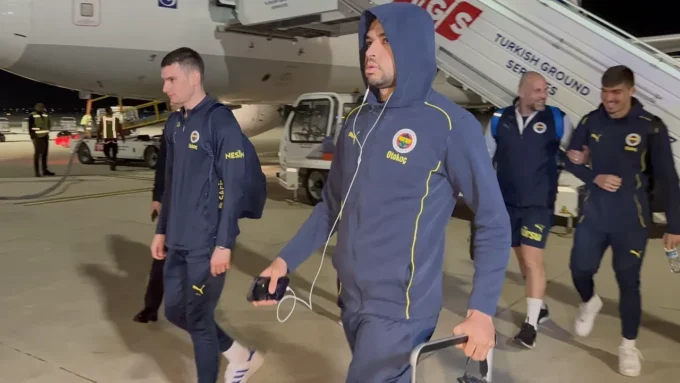 fenerbahce kafilesi bodruma geldi 3210604 1 e1743106097485