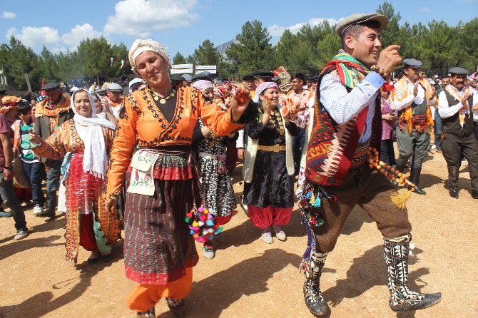 mugla yoruk obalari dernegi tarafindan bu yil 8inc 1434305307287