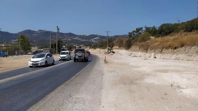 Yalıkavak ve Mumcular'da yol ihalesi soruşturmalık oldu 12 yalikavak yoluna cozum istiyoruz Q59sf e1747042256512