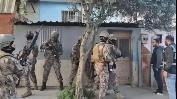 FETÖ'nün TSK yapılanmasına 41 ilde eş zamanlı operasyon; 158 gözaltı 10 685a6745204de30e931d1cbf