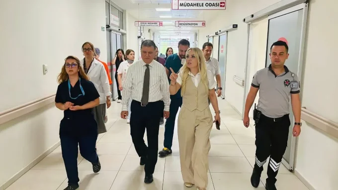 Bodrum Devlet Hastanesine uzman doktor ve temizlik görevlisi müjdesi 2 dr eris akca bodrum 1 e1750596455493