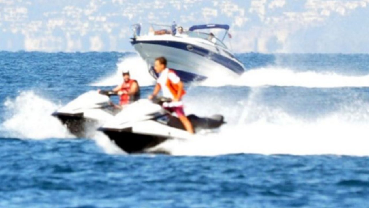 Sürat tekneleri ve zodyak botlara hız sınırı getirildi 9 marmara denizi nde 3 5 ve 3 7 buyuklugunde deprem 3