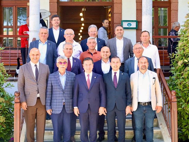 Muğla’yı ranta, talana, betonlaşmaya teslim etmek… 14 519499240 10162224215401107 5252093714587485179 n