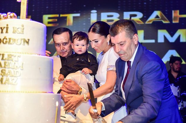 Devlet İbrahim Kürşad'a Görkemli Doğum Günü Kutlaması 5 Kursad Devlet Ibrahim Kursad Belma Yilmaz
