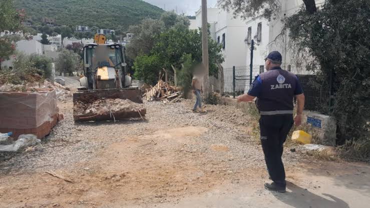 İnşaat yasaklarına uymayan firmalara ceza yağdı 19 images 2 3