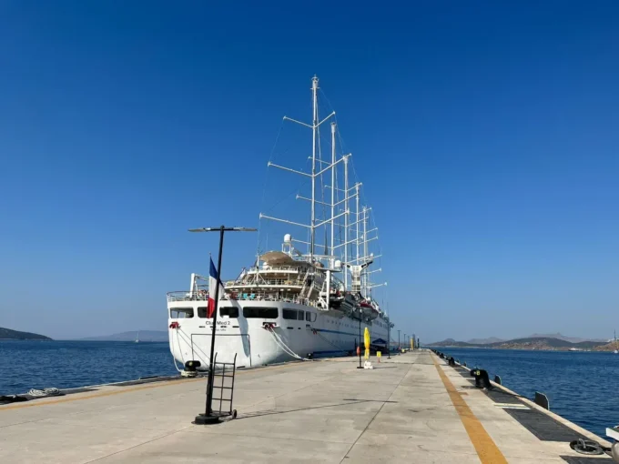 yolcu gemisi club med 2 4 e1753350606518