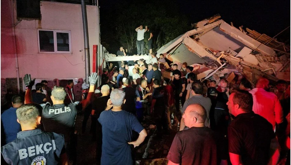 Sındırgı'daki 6,1 depremin ardından Naci Görür'den ilk açıklama 1 4LQFSAsfYUu B0cPIfan4Q