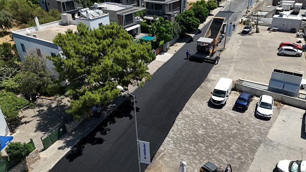 Bodrum’da Yol Bakım, Onarım ve Yenileme Çalışmaları Sürüyor 20 528240884 1181252824042027 3035527208719824329 n