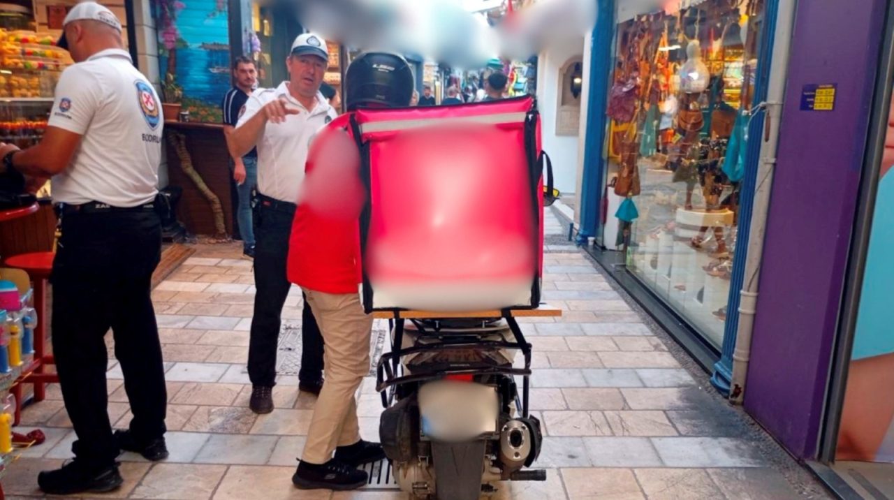 Yaya Trafiğinin Yoğun Olduğu Bölgelerde Denetim 14 IMG 20250818 WA0066 scaled