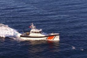 8 Kişinin Bulunduğu Fiber Tekne Battı: 2 Kayıp Çocuk Aranıyor 4 bauDV8BoCUqFlxiHIlSEbA