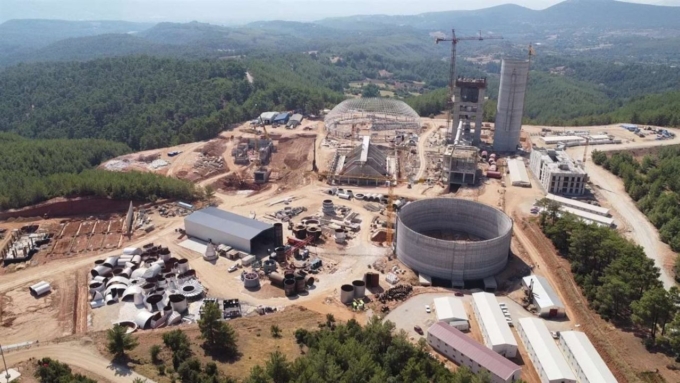 Geçici olarak durdurmaya yönelik bir ihtiyati tedbir niteliğindedir 5 cimentofabrikasibinaaaa scaled e1754822534421