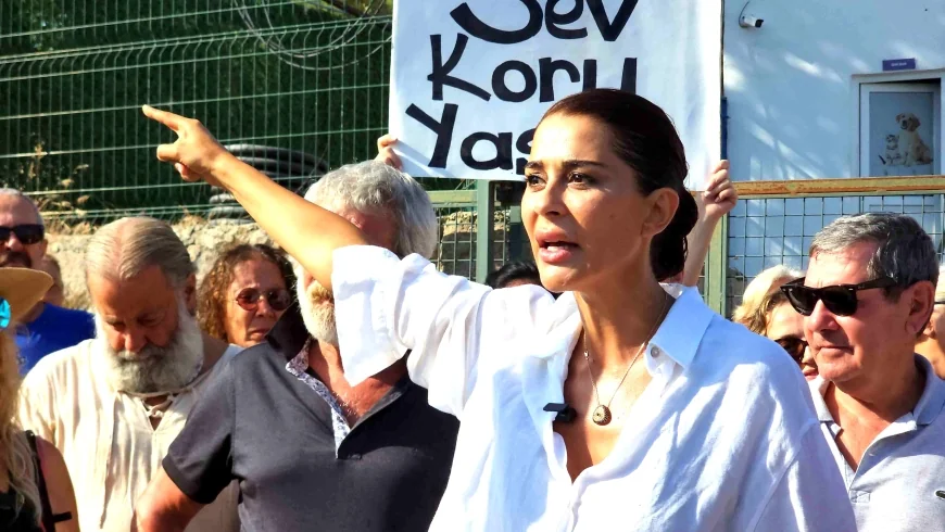 Hayvanseverler Barınak önünde eylem yaptı 3