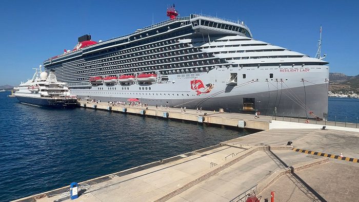 Bodrum'a iki gemi ile 2 600 yolcu geldi 11 1ec77072 7ffa 4eff 8ed2 f5368b1d4970