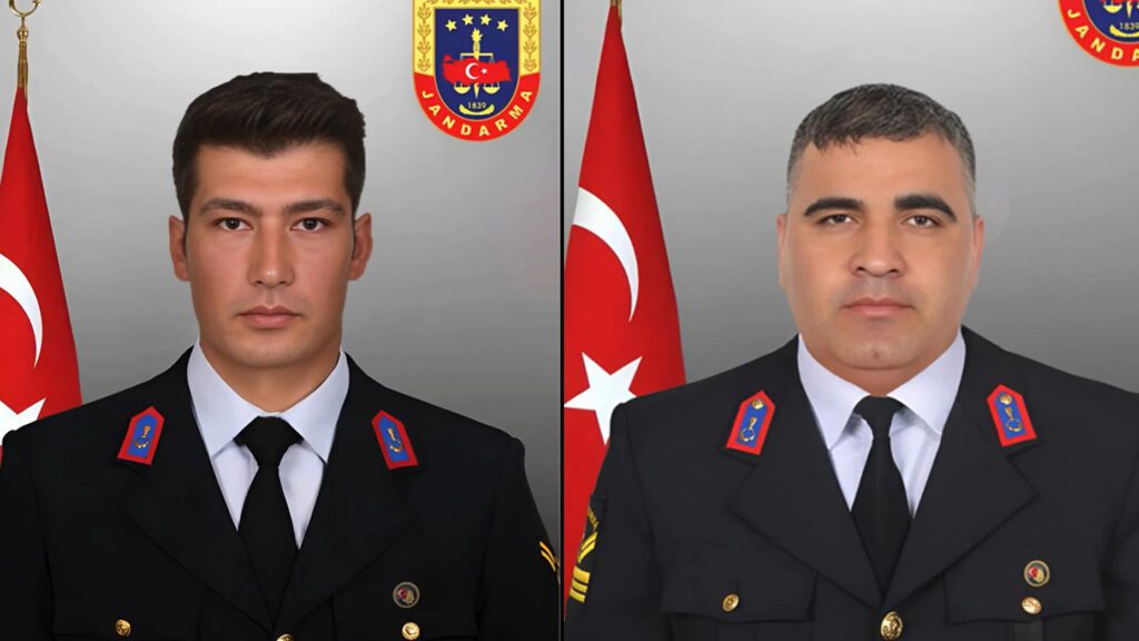 Aksarayda Otoyolda Kaza 2 Asker Sehit 1 Sivil Hayatini Kaybetti 202509301056 basliksiz 1 1024x576 1